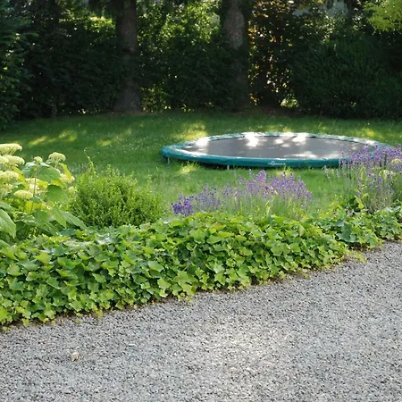 O Lit De L'ourthe Frühstückspension